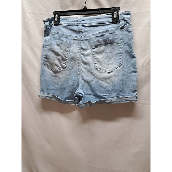 High Rise YMI faded distressed cuffed button front 5 pockets shorts 15/32 - Picture 3 of 7